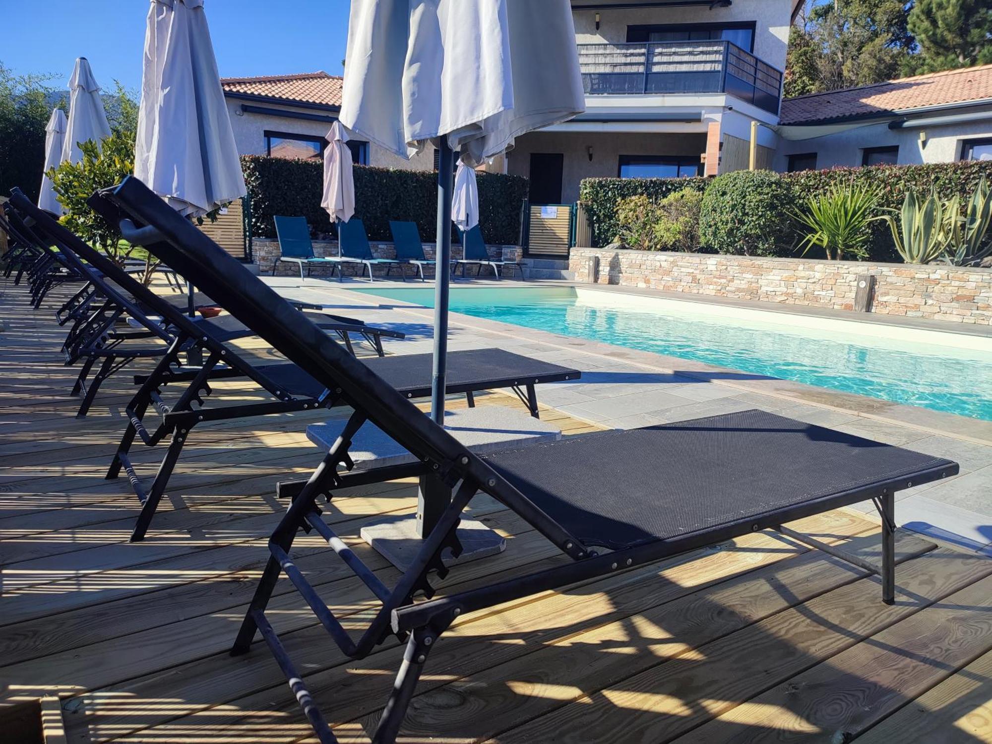 Cote Et Mer - Appartement Haut Standing Dans Villa Avec Piscine Et Vue Mer Taglio-Isolaccio Eksteriør billede
