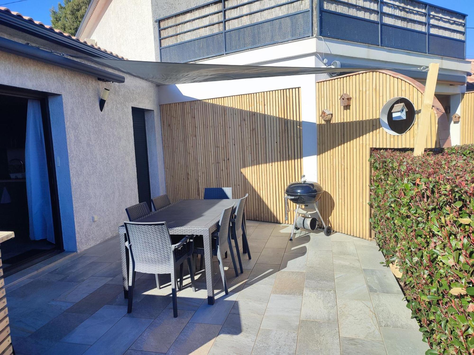 Cote Et Mer - Appartement Haut Standing Dans Villa Avec Piscine Et Vue Mer Taglio-Isolaccio Eksteriør billede
